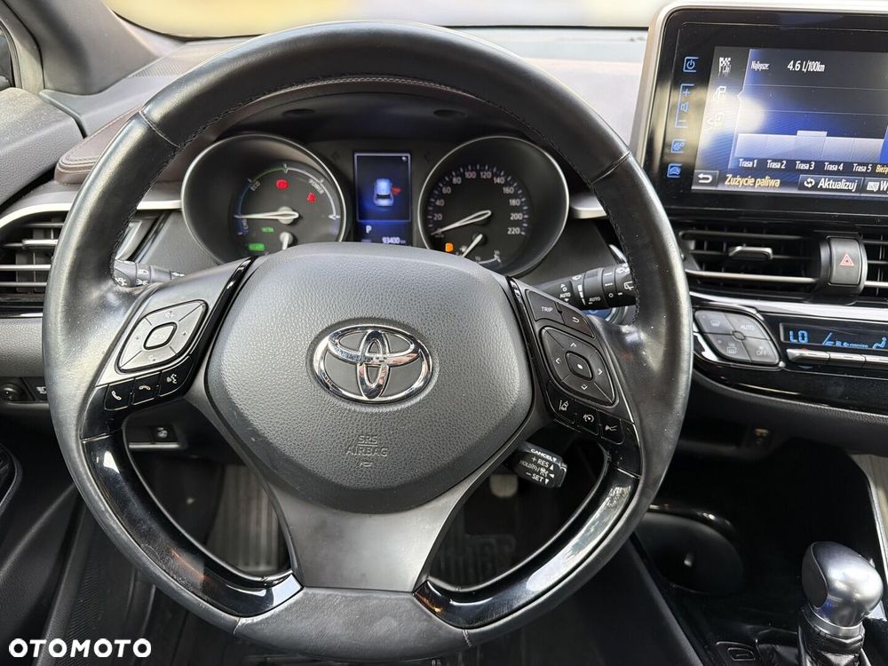 Toyota C-HR 1.8 Hybrid Prestige - 11