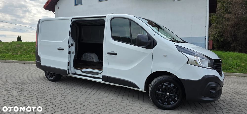 Renault Trafic - 15