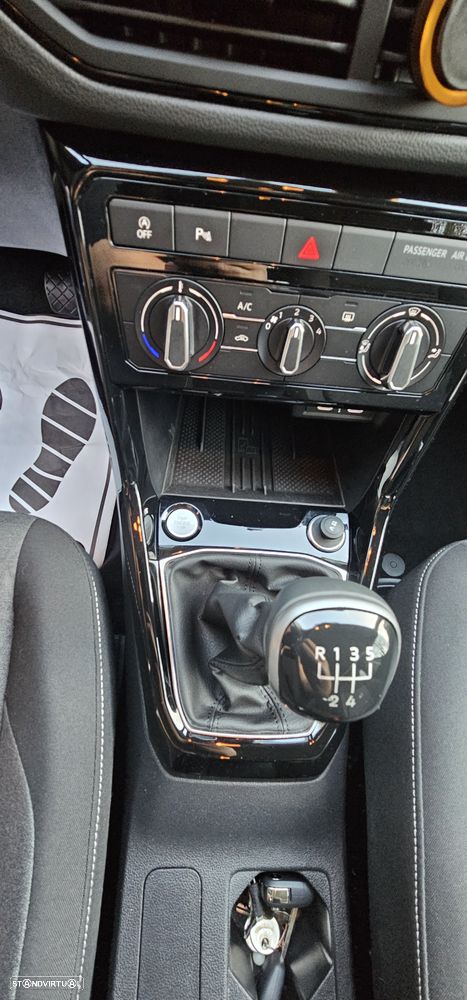 VW T-Cross 1.0 TSI Urban - 25