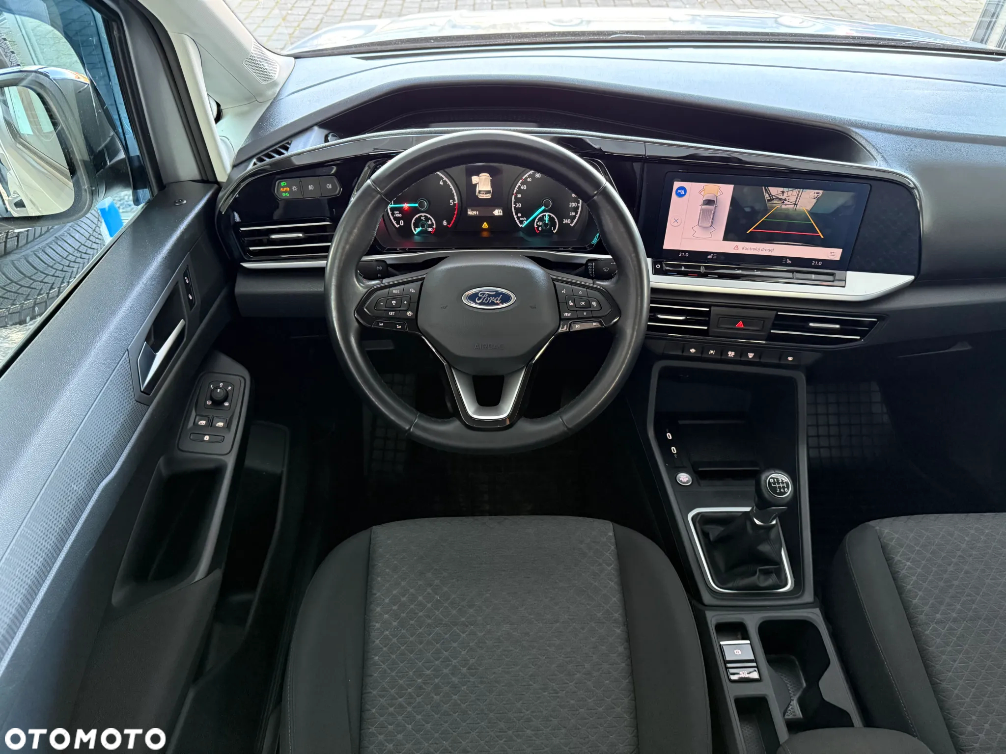 Ford Tourneo Connect 2.0 EcoBlue Titanium - 34