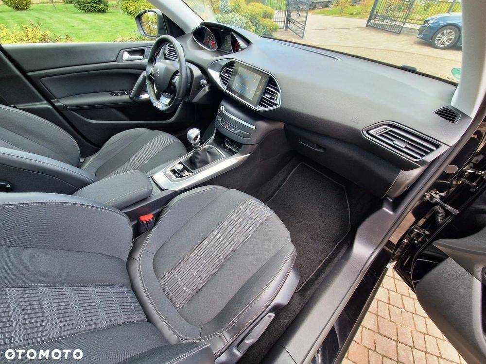 Peugeot 308 BlueHDi 130 Stop & Start GT Pack - 8