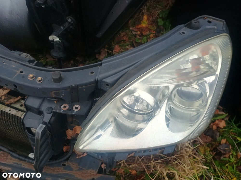 Kia Carens III 06-11 drzwi maska klapa zderzak lampy pas przedni czołowka - 5