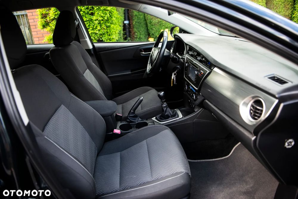 Toyota Auris 1.6 Valvematic Comfort - 38