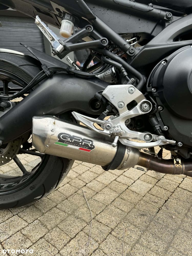 Yamaha MT - 7