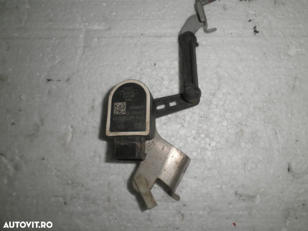 Senzor nivel faruri BMW Seria 5 G30 G31, Seria 7 G11, 6870000 - 1
