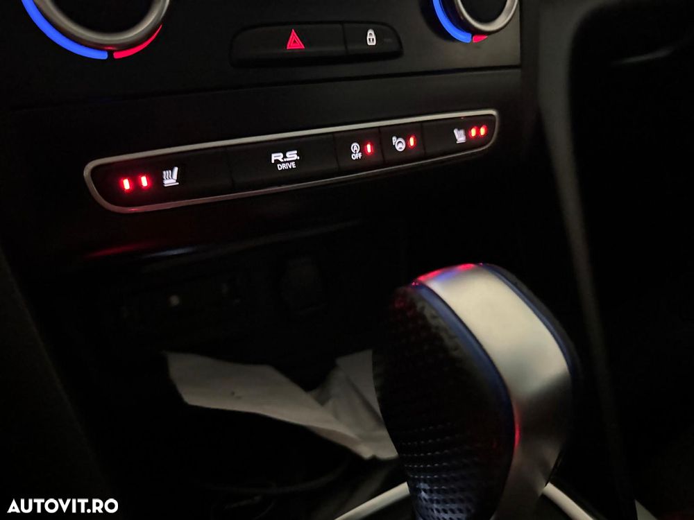 Renault Megane ENERGY dCi 165 EDC GT - 7