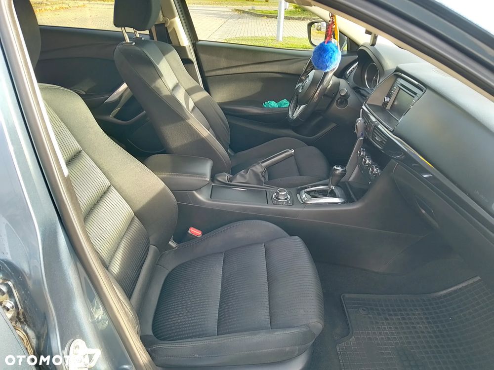 Mazda 6 - 8