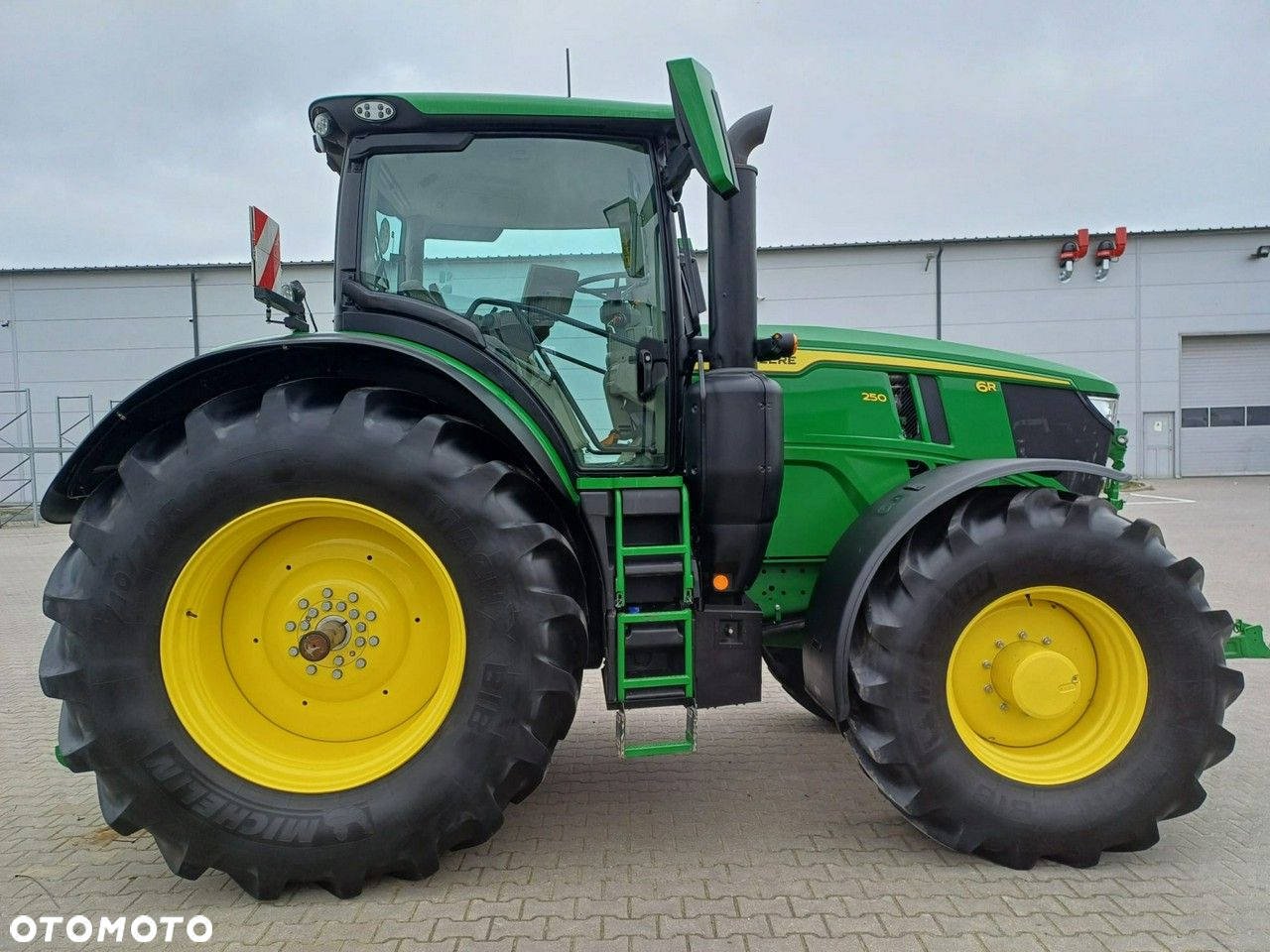John Deere 6R250 - 5