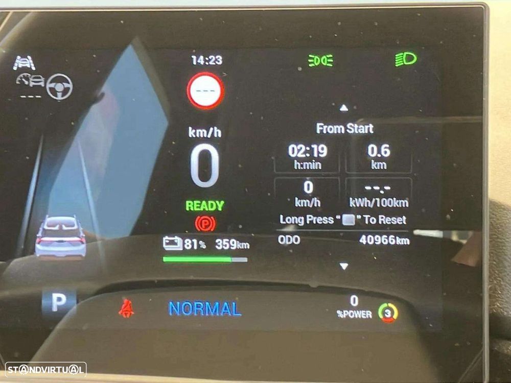MG MG4 51 kWh Standard - 12