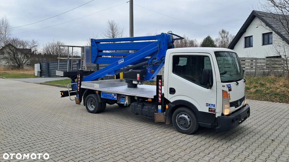 Nissan Cabstar . Podnośnik koszowy . CTE ZED20 . - 2