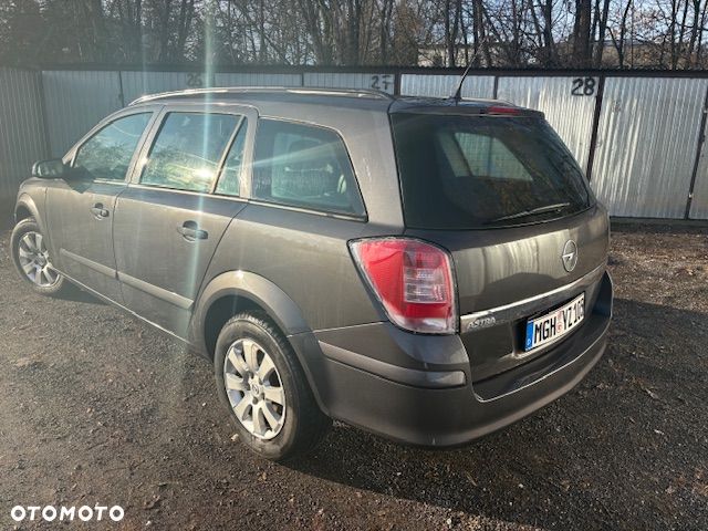 Opel Astra 1.6 Edition - 4