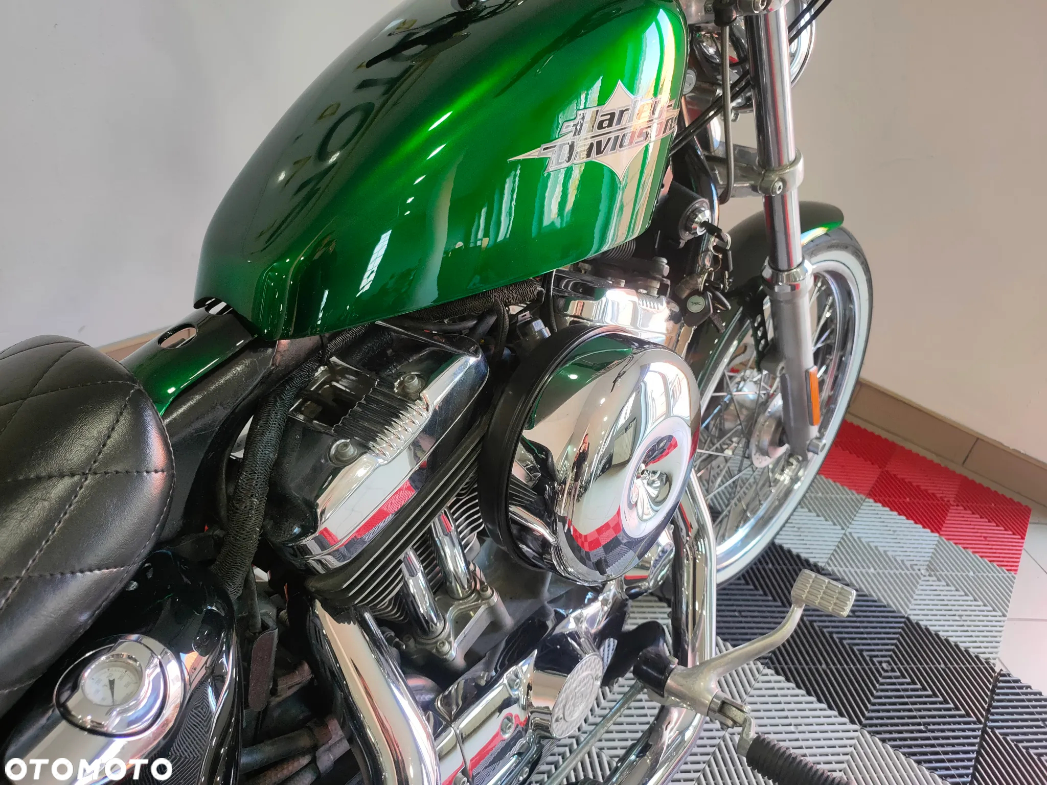 Harley-Davidson Sportster - 13