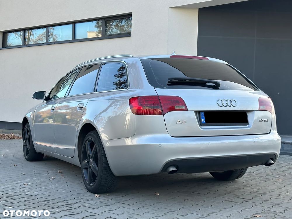 Audi A6 Avant - 25