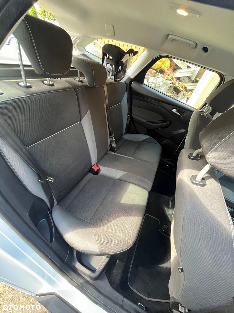 Ford Focus 1.6 TDCi Trend - 9