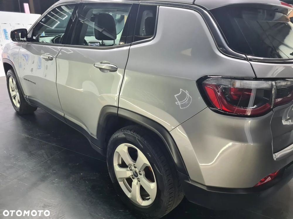 Jeep Compass 1.4 MultiAir Longitude - 12