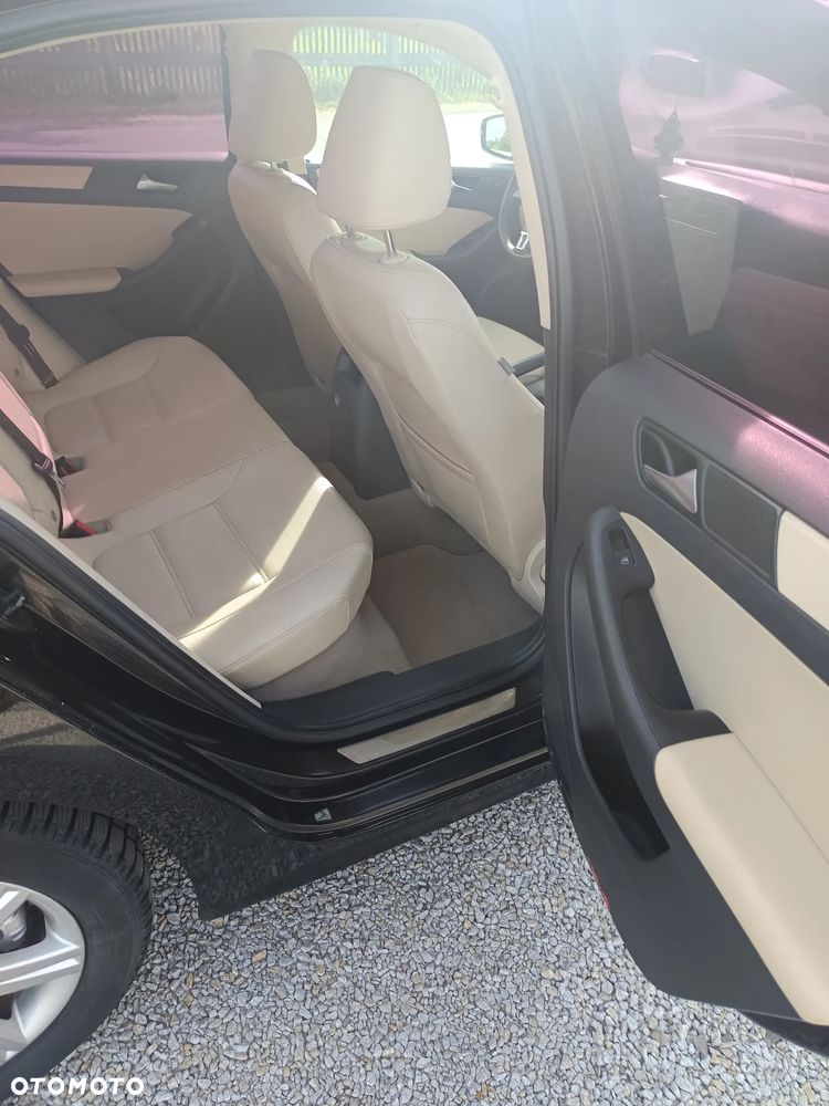 Volkswagen Jetta 2.5 SE - 15