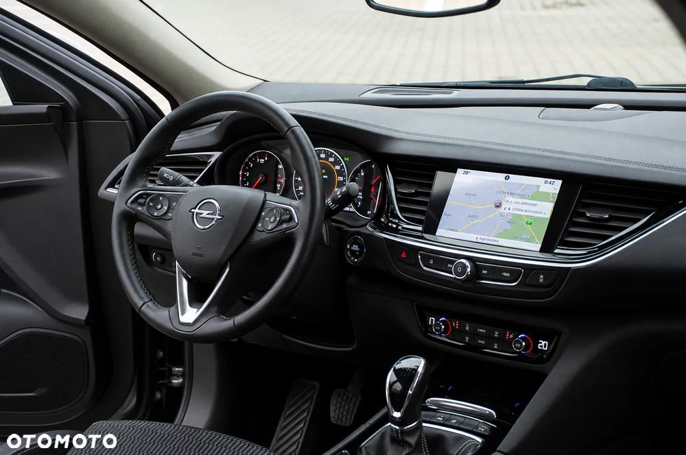 Opel Insignia 2.0 CDTI ecoFLEX Start/Stop Business Innovation - 17