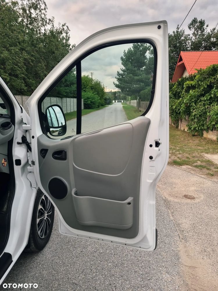 Renault Trafic - 24