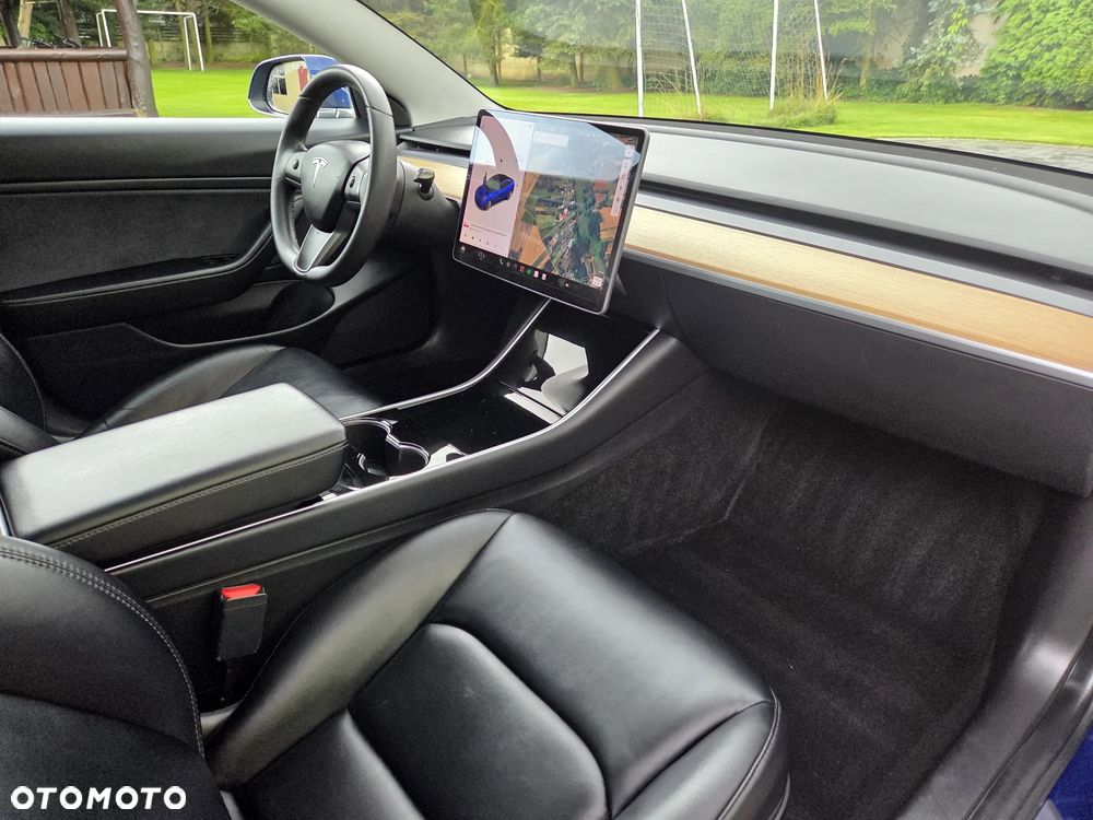 Tesla Model 3 Langstreckenbatterie Allradantrieb Dual Motor - 22