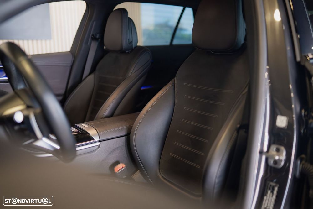 Mercedes-Benz C 300 e AMG Line - 4