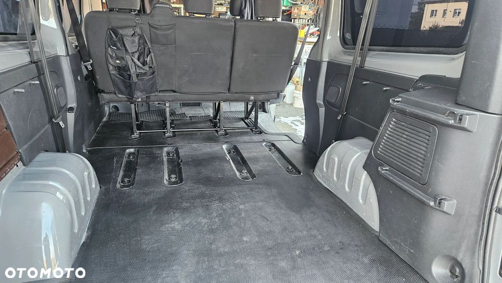 Opel Vivaro L2H1 2,9t Edition Premium - 3