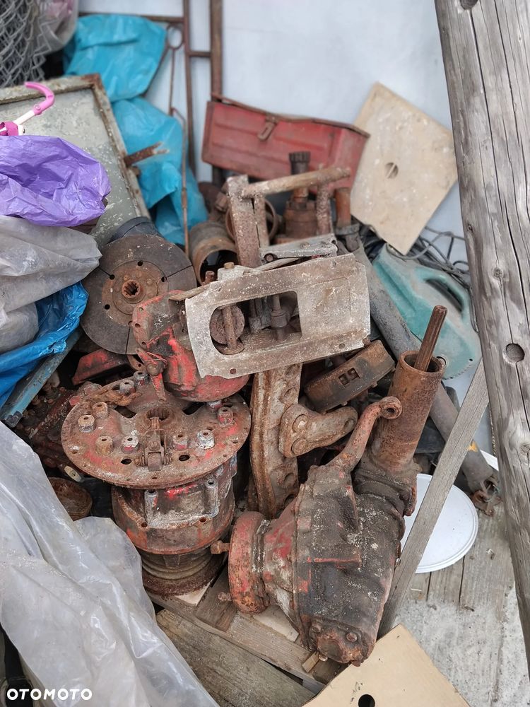 Części do MTZ 82 ciągnik MTZ 82 zwolnica - 1