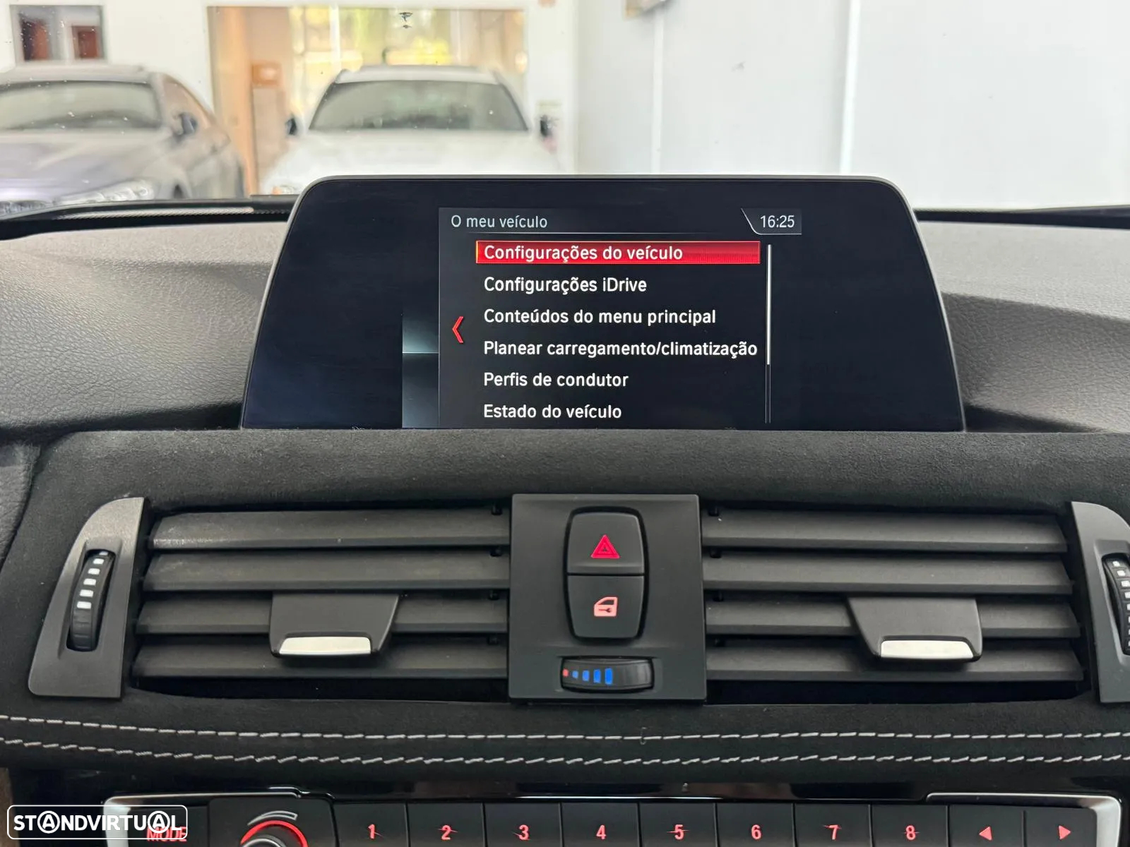 BMW 330 e iPerformance Pack M - 32
