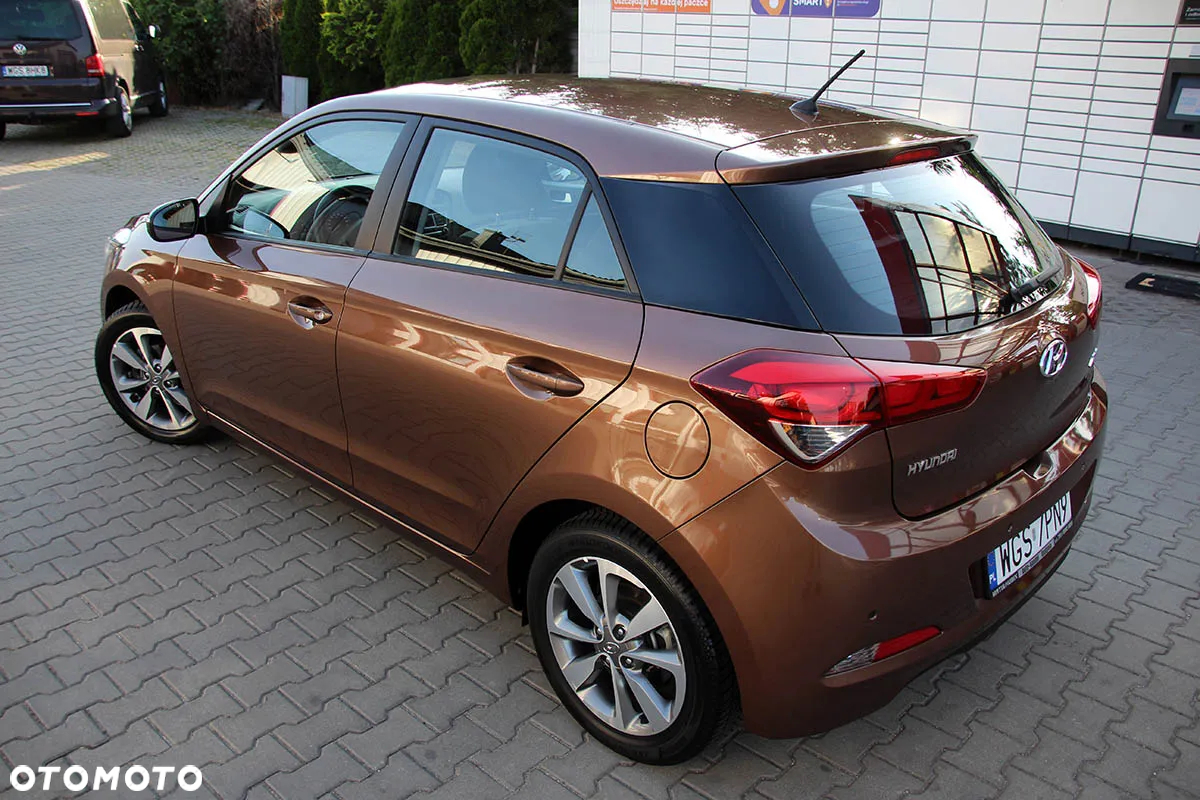 Hyundai i20 1.2 YES Gold - 9