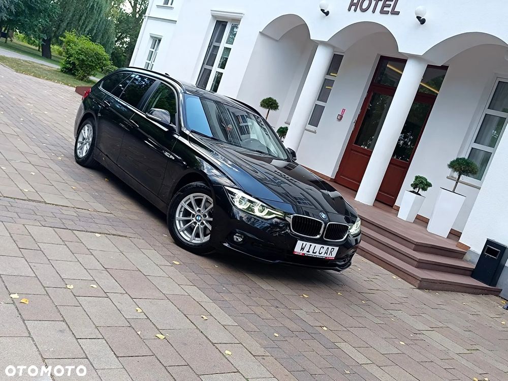 BMW Seria 3 318d Touring - 40