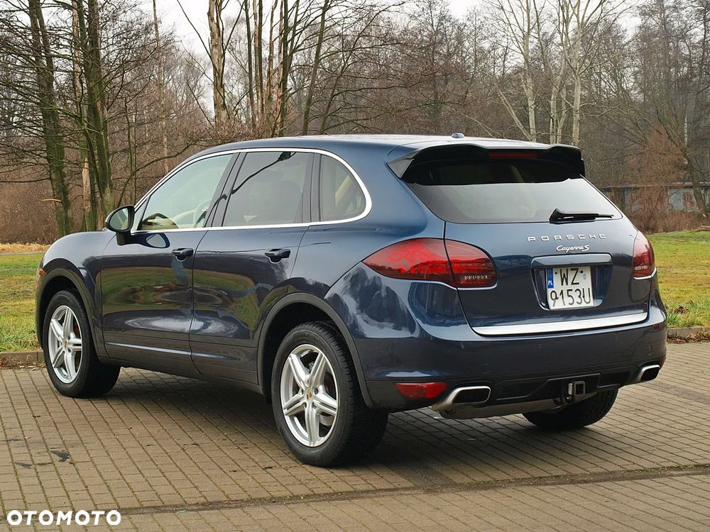 Porsche Cayenne - 3