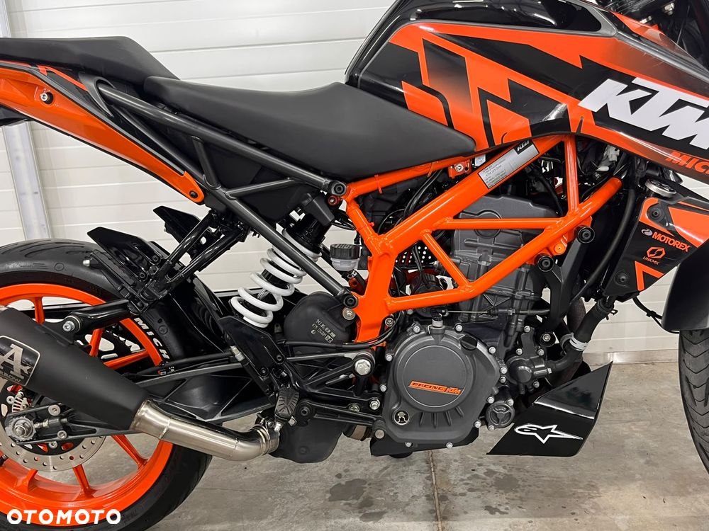 KTM Duke 125 - 12
