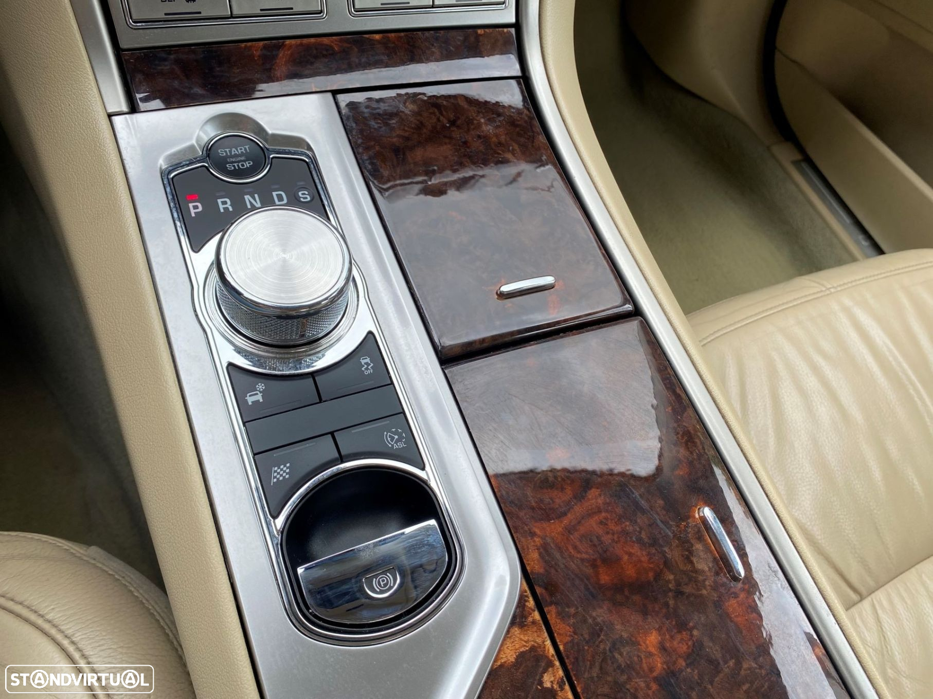 Jaguar XF 3.0 D V6 Premium Luxury - 29