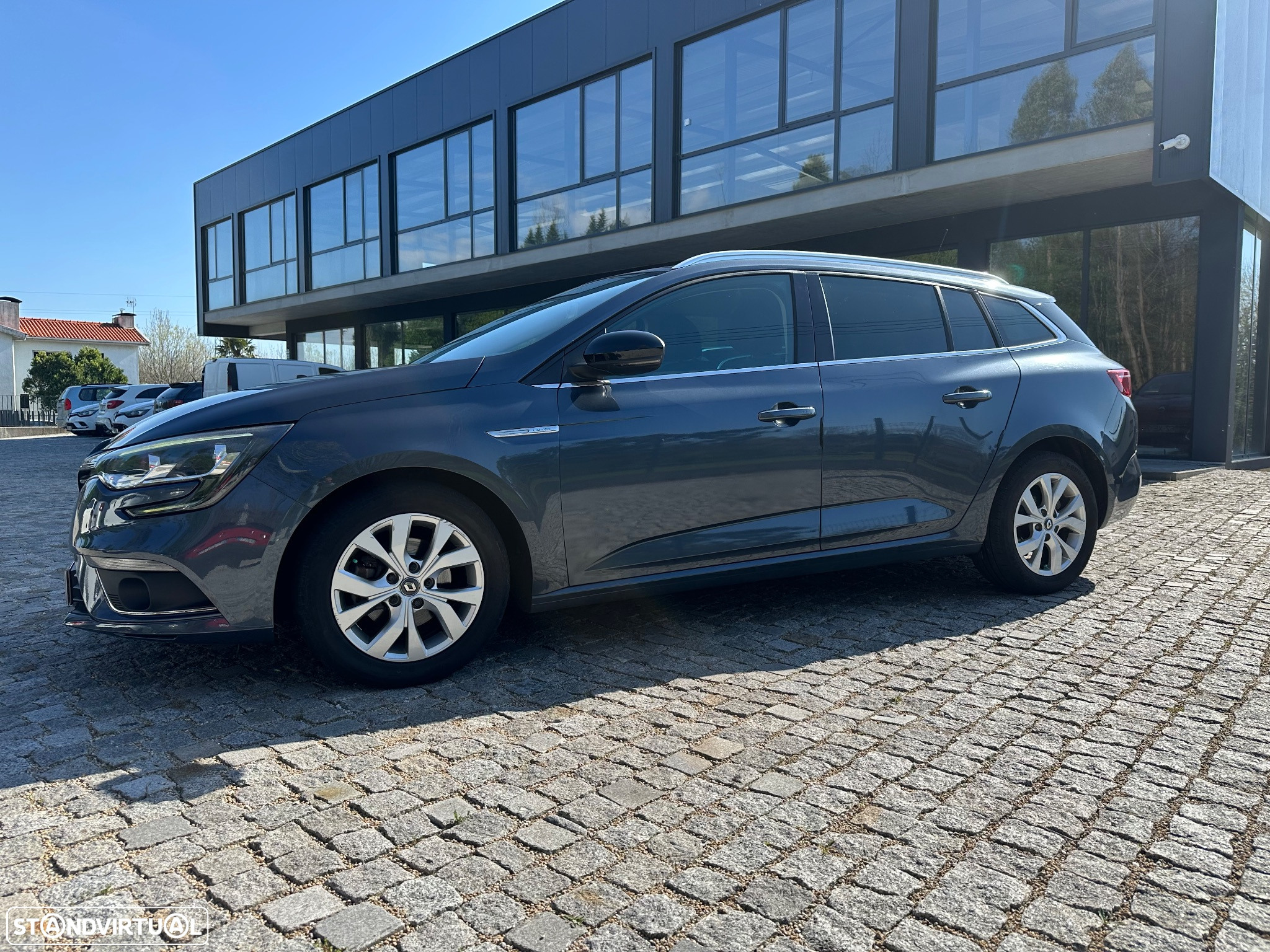 Renault Mégane Sport Tourer 1.5 dCi Limited - 3