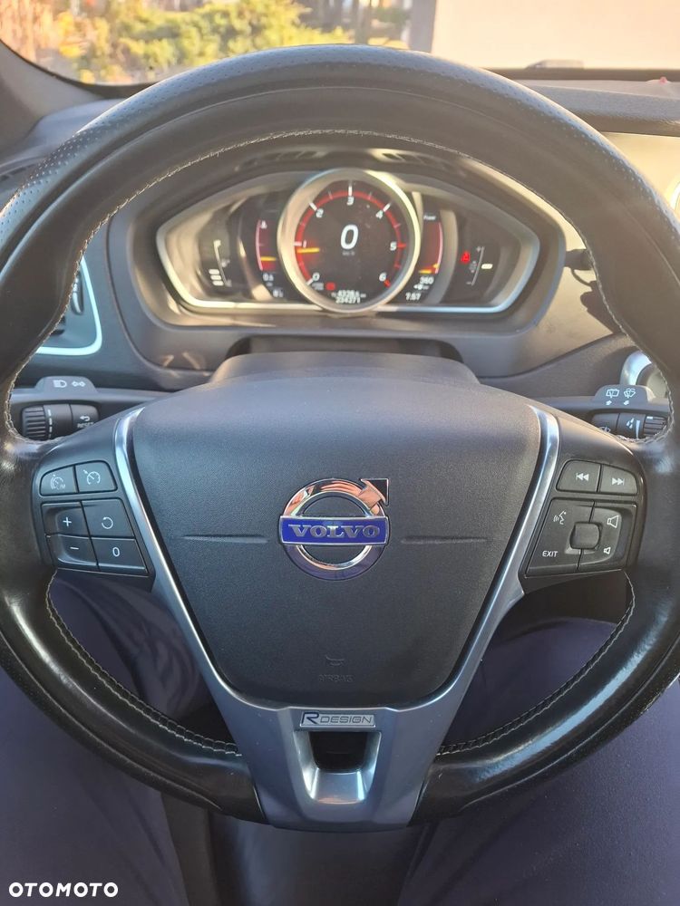 Volvo V40 D2 RDesign - 11