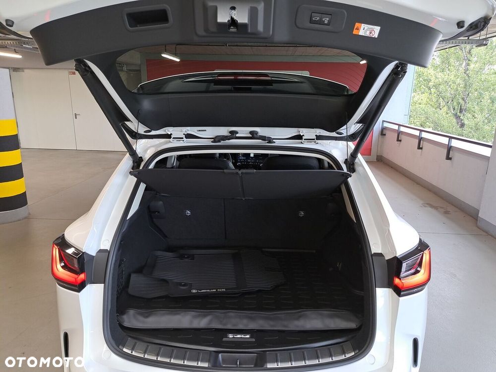 Lexus NX 350h Prestige AWD - 14