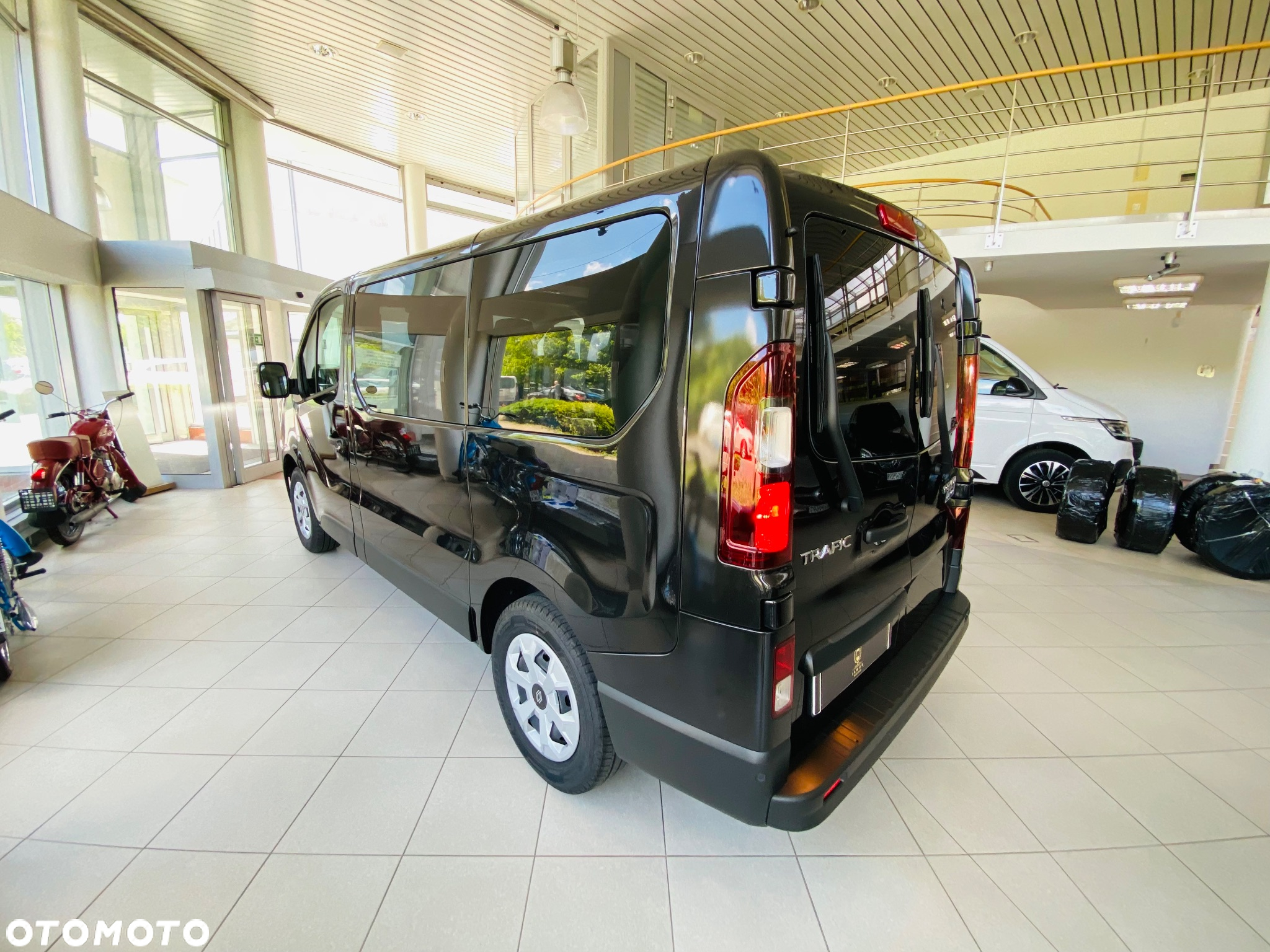 Renault Trafic Kombi 2.0 Blue dCi L1 Equilibre EDC - 13
