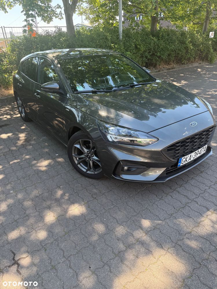 Ford Focus ver-1-5-ecoboost-st--line - 2