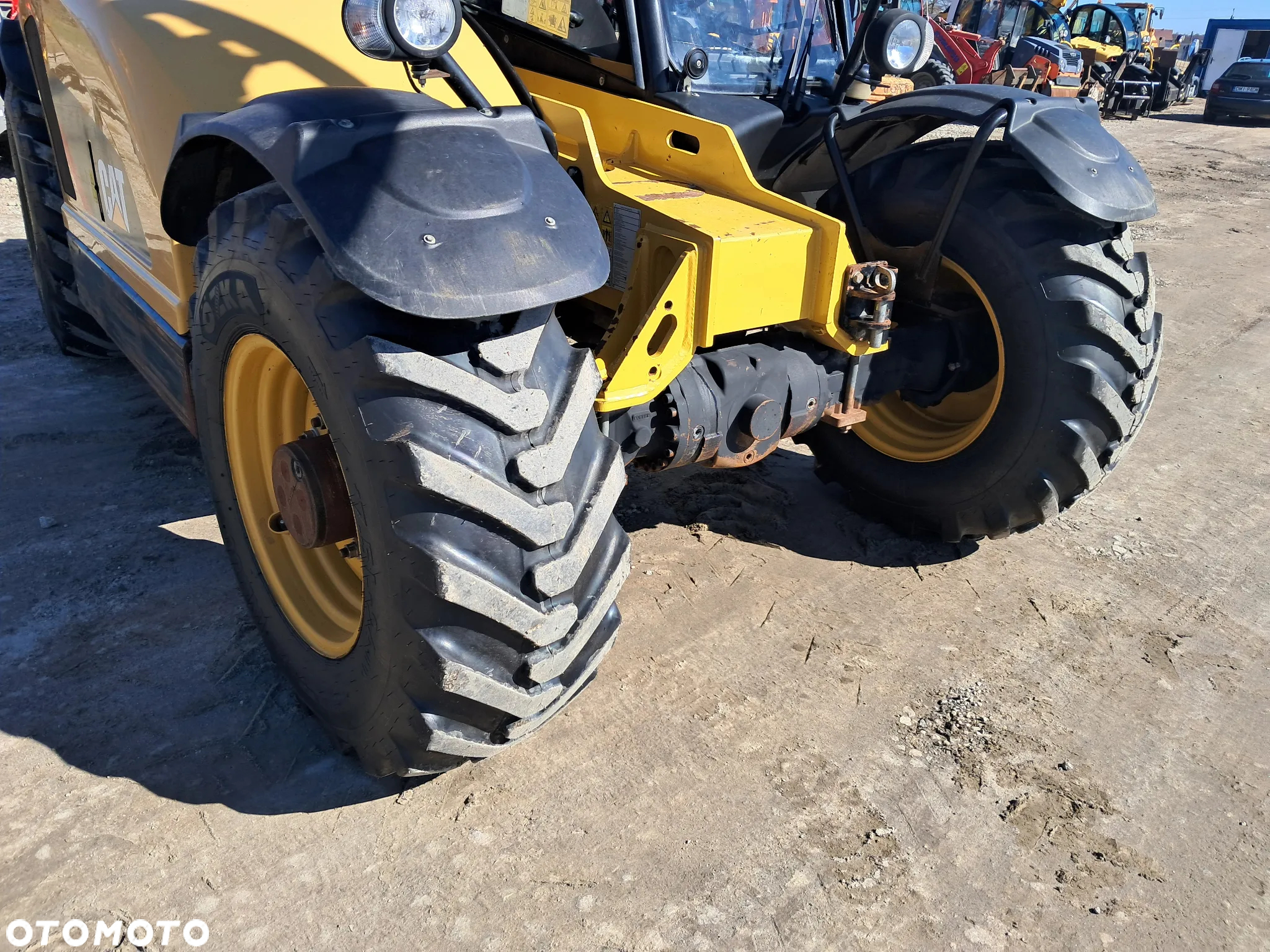 Caterpillar TH 337 C - 6