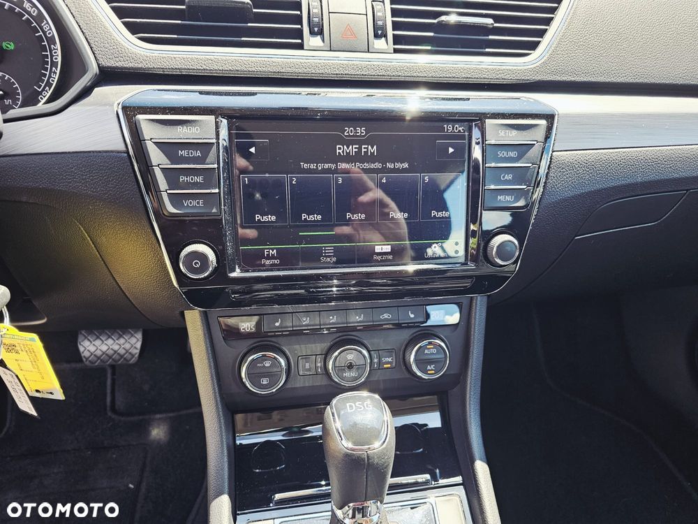 Skoda Superb 2.0 TDI DSG Ambition - 16