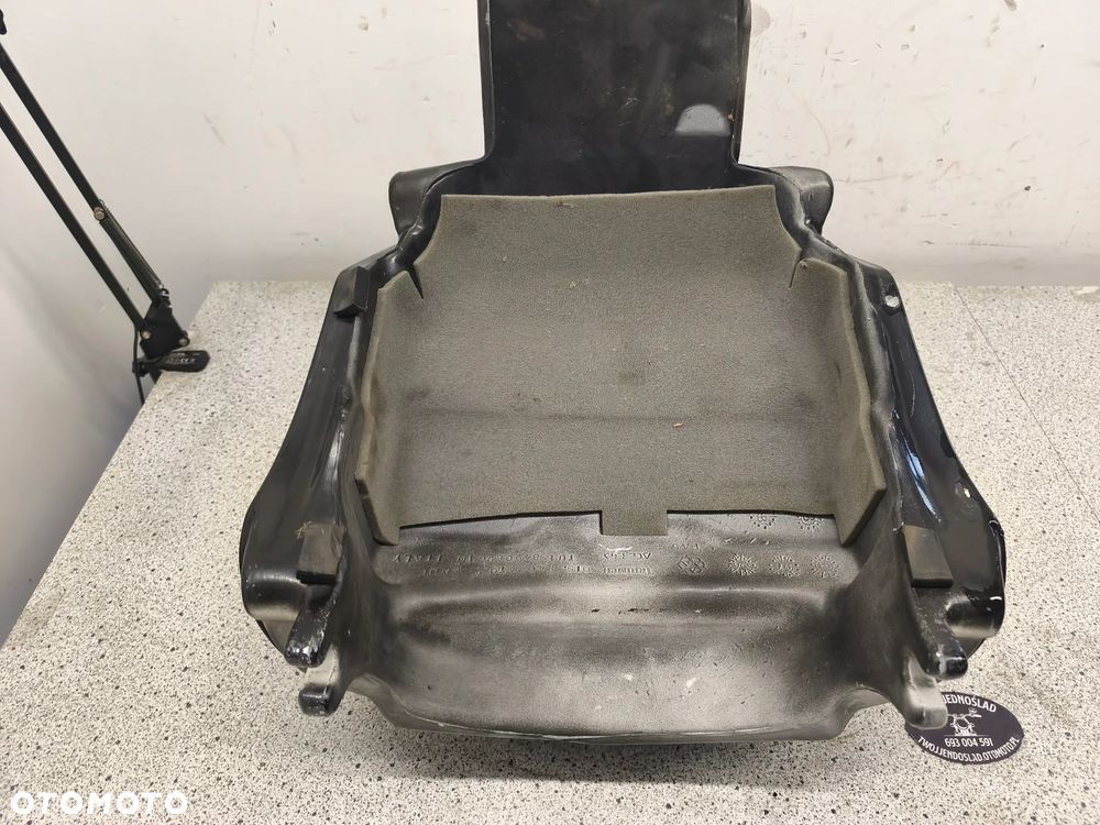 Bak, zbiornik paliwa Triumph Daytona 955i 955 - 16