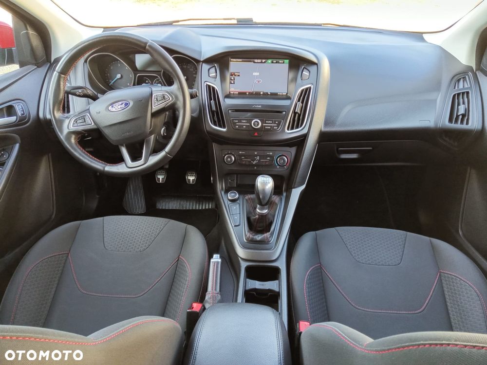 Ford Focus 2.0 TDCi ST-Line Red ASS - 15