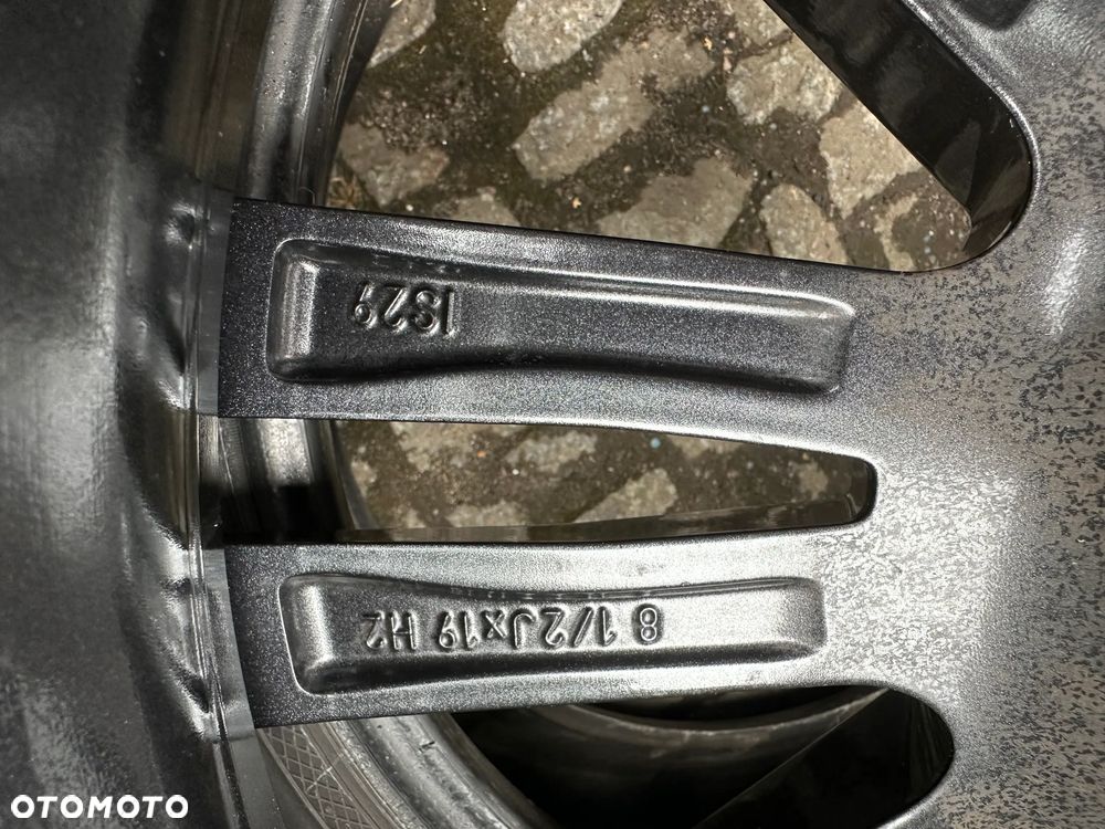 Felga BMW 8,5J 19 IS 29 1szt. Seria 5 G60 G61 5A324E0 - 5