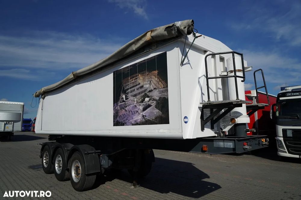 Carnehl BASCĂ CARNHEL / 26 m3 / ALUMINIU / AXĂ RIDICATĂ / SAF / GREUTATE: 5.300 KG / - 2