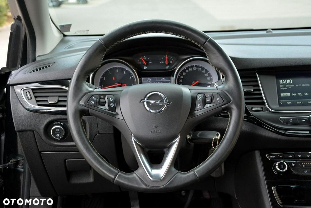 Opel Astra 1.4 T Dynamic - 25