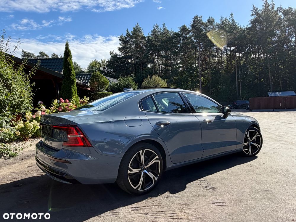 Volvo S60 B5 B AWD Plus Dark - 13