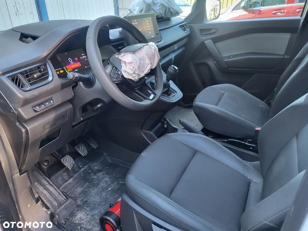 Renault KANGOO 745 km !!! - 15