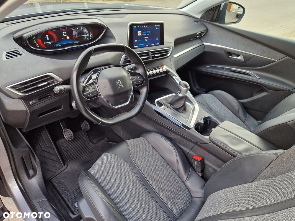 Peugeot 5008 1.6 BlueHDi Allure 7os - 20