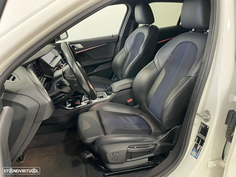 BMW 116 d Pack Desportivo M Auto - 7