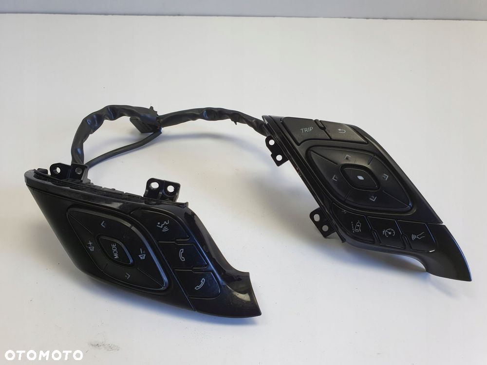 Toyota C-HR CHR PRZEŁĄCZNIK KIEROWNICY Panel multifunkcja 75J388 - 1