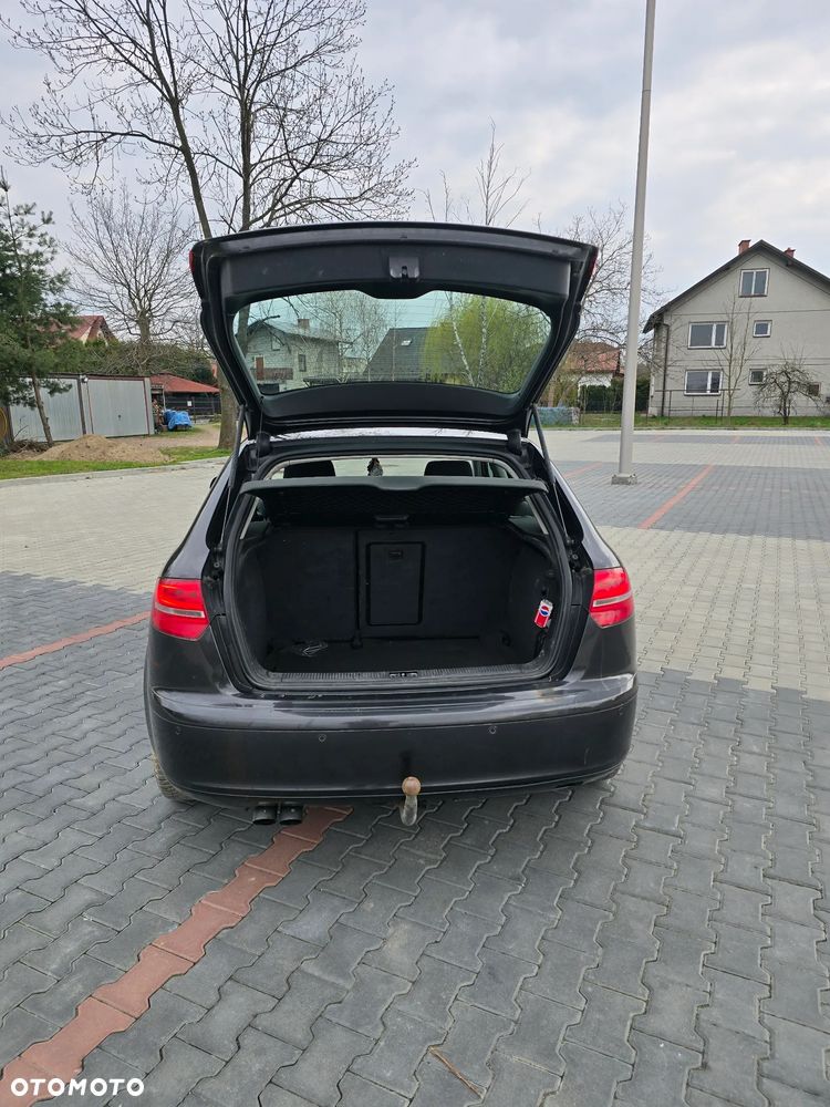 Audi A3 Sportback 2.0 TDI DPF Ambiente - 13